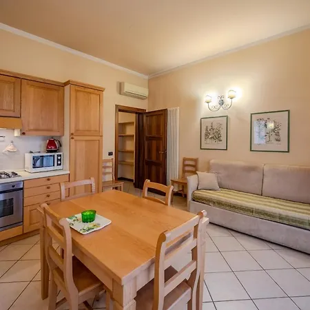 Mainard, Otello In Historic Apartamento Verona