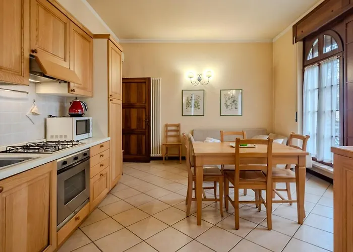 Apartament Mainard, Otello In Historic